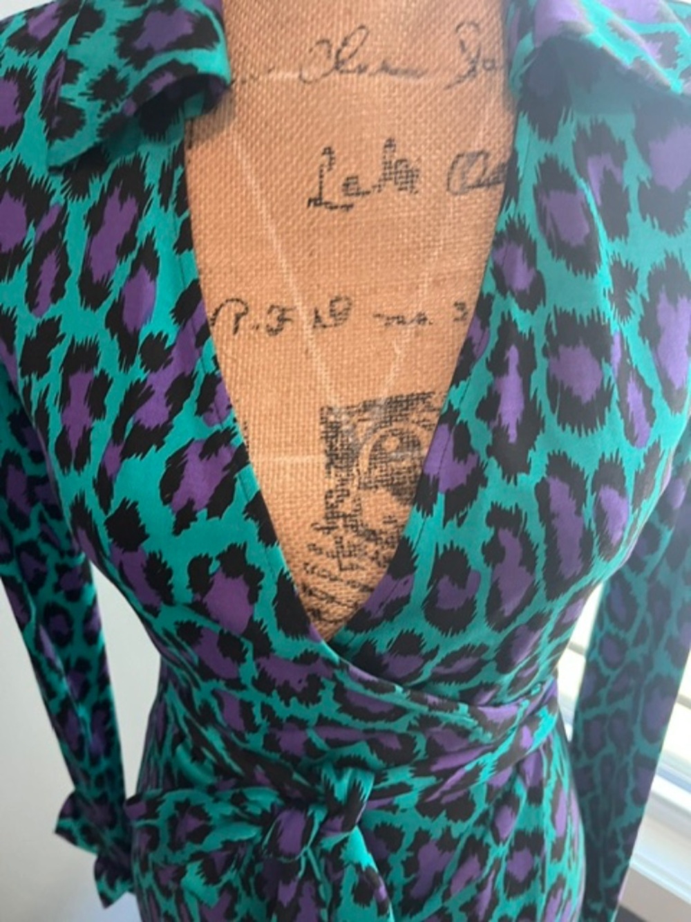 Diane von Furstenberg DVF JEANNE Vintage Spotted Cat Silk Wrap Dress NWOT